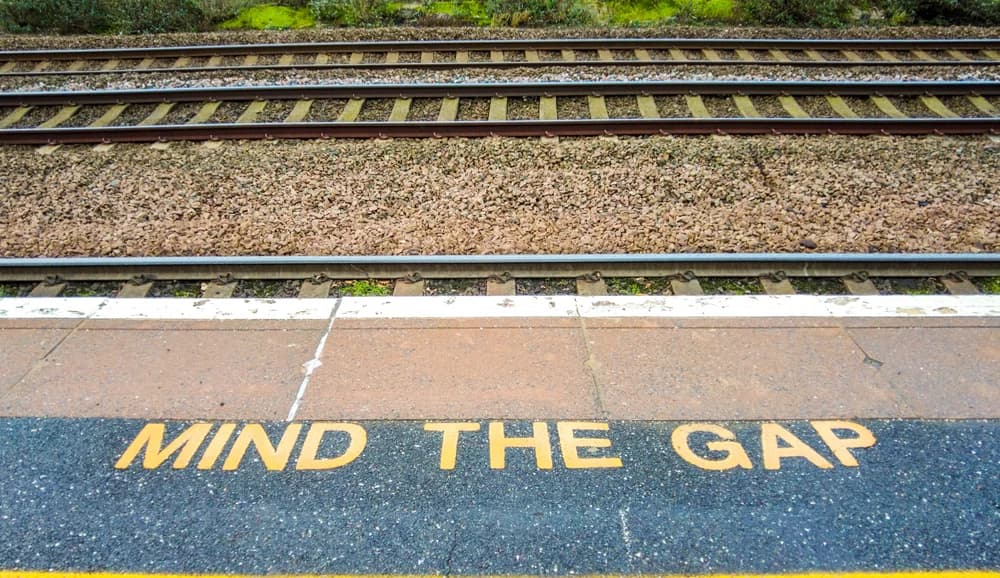 A mind-the-gap marking on a station platform